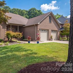 725 Hanna Woods Drive