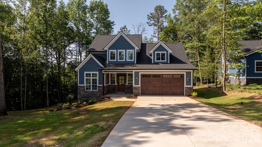 3821 54th Avenue active home in Shoal Creek Cove, Hickory, NC