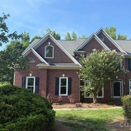 2421 Arden Gate Lane