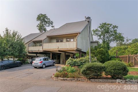 Homes in Laurelwood, Asheville