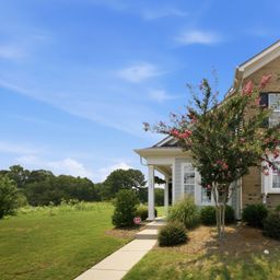 1101 Johns Walk Way