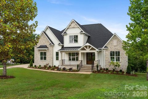 151 Ryleigh Dan Place sold home in Davidson Pond, Mooresville, NC