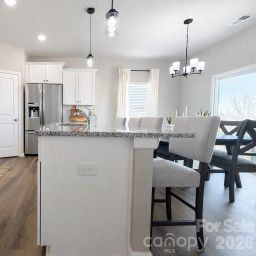 220 Roxanna Court
