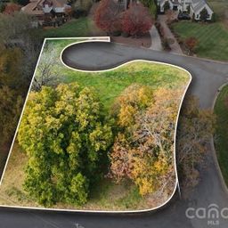 104 Hickory Hill Road