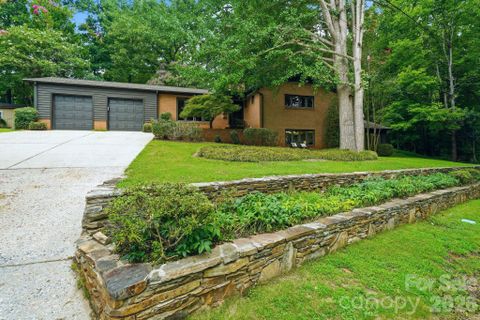 515 Dogwood Lane
