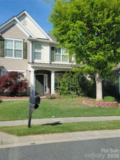 7819 Lamington Drive active home in Belair At Carolina Lakes, Fort Mill, SC