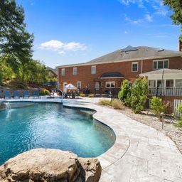 1006 Chelsea Place