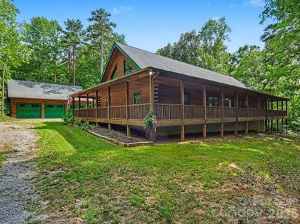 4910 Arden Gate Drive active home in Shady Oaks, Iron Station, NC