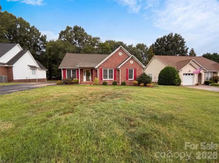 2017 Bristol Parkway active home in Bristol Park, Rock Hill, SC