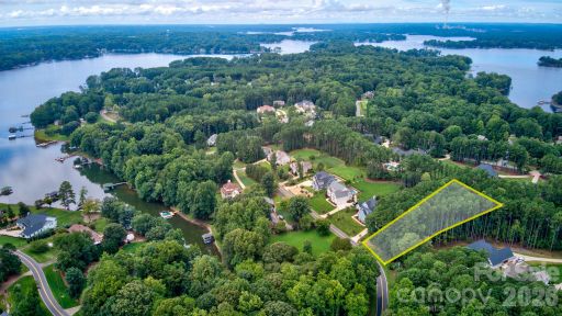 372 Kenway Loop active home in Woodleaf, Mooresville, NC