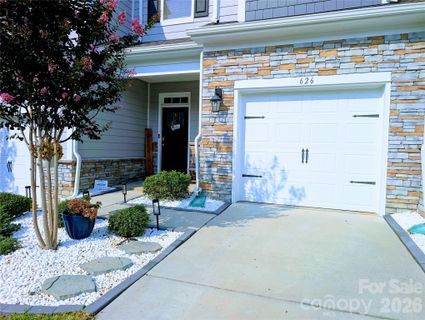 Homes in Ivy Ridge, Clover