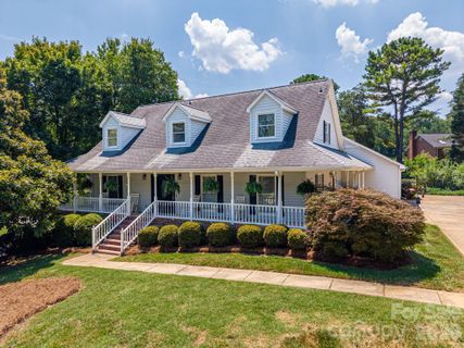 2723 Steeplechase Road active home in Su San Farms, Gastonia, NC