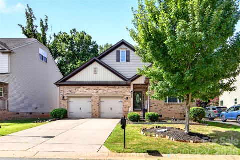 424 Anvil Draw Place active home in Sweetwater, Rock Hill, SC