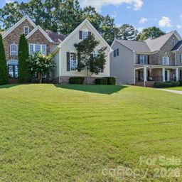 228 Forest Walk Way