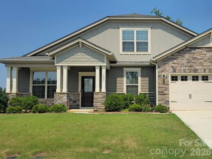 3003 Eagle Ridge Lane active home in Heritage, Indian Trail, NC
