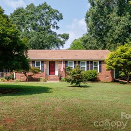 1667 Heatherhill Road