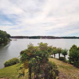 248 Periwinkle Lane