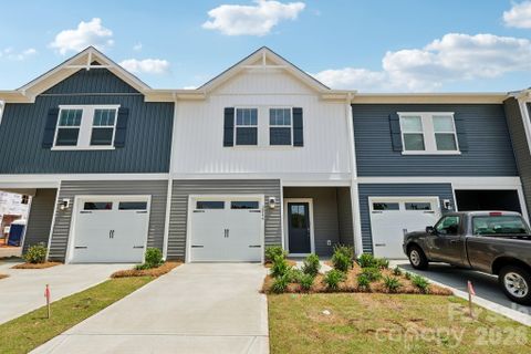 9024 Foggy Brook Loop active home in Galloway Ridge, Charlotte, NC