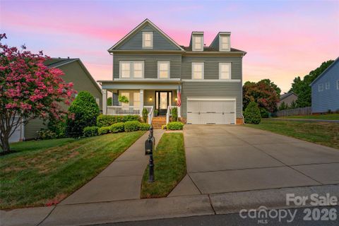 11534 Fernleigh Place active home in Bridgemill, Fort Mill, SC