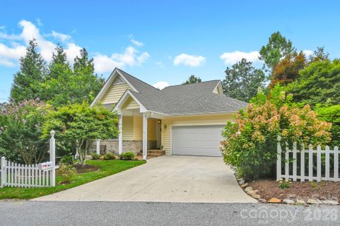 230 Carriage Summitt Way active home in Carriage Park, Hendersonville, NC