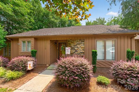 1630 12th Street active home in Huntington Woods, Hickory, NC