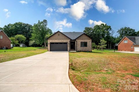 Homes in Lincoln Forest, Lincolnton