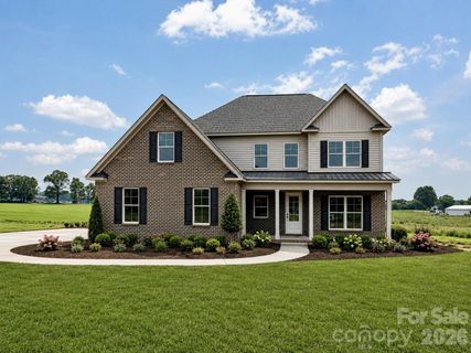 127 Martin Ridge Drive active home in Martin Ridge, Unionville, NC