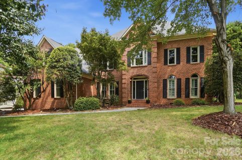 10427 Hadleigh Place pending home in Park Crossing, Charlotte, NC