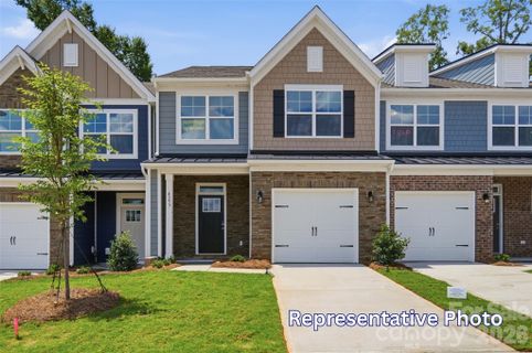 4370 Black Court