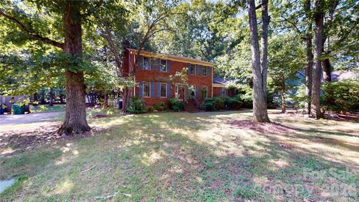 Homes in Country Woods East, Indian Trail