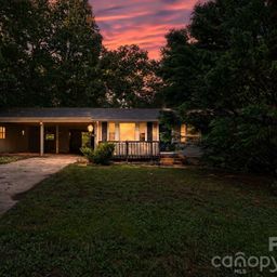 607 Texas Trail