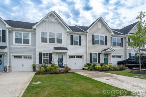 121 Jameson Park Drive active home in Smith Village, Troutman, NC