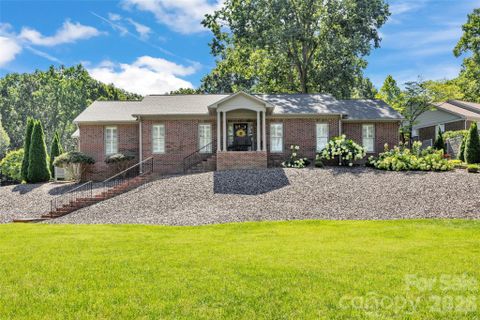 335 Bethel Drive active home in Country Club, Salisbury, NC