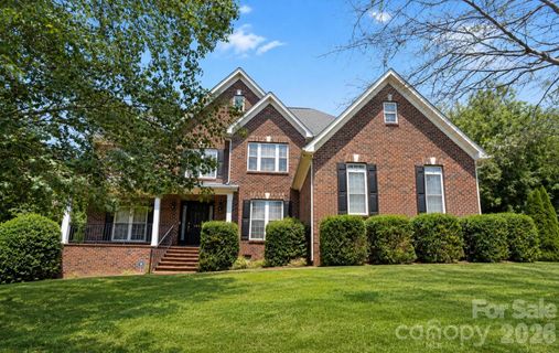 109 Pauls Lane active home in Templeton Bay, Mooresville, NC