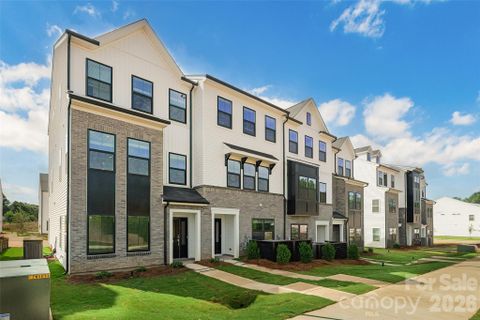 7530 Mashburn Drive active home in Nichols Landing, Charlotte, NC