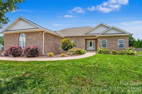 Homes in Greenbriar Farms, Statesville