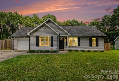 1240 Log Cabin Road active home in Hidden Valley, Charlotte, NC