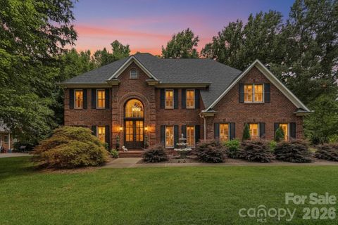132 Rugby Road active home in Country Club Hills, Salisbury, NC