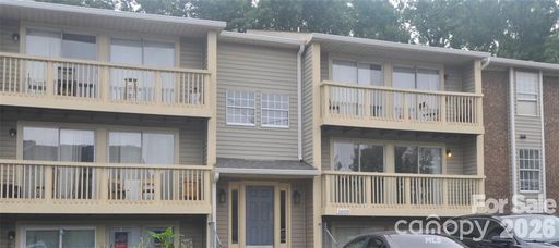 1630 Arlyn Circle active home in Colville II, Charlotte, NC
