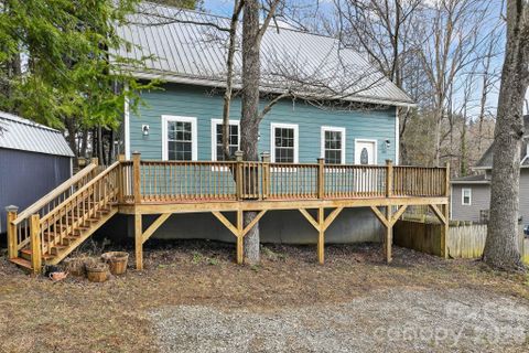 155 N Fork Road active home in Lakewood, Black Mountain, NC