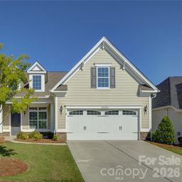 82105 Standing Oak Drive