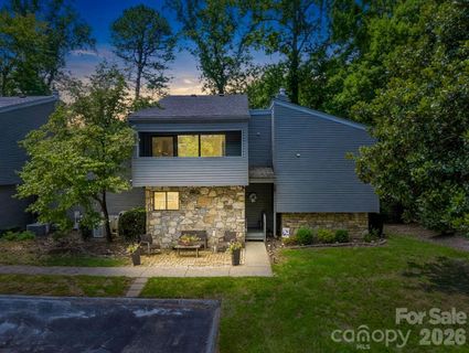 429 Mountains Boulevard active home in Rumbling Bald On Lake Lure, Lake Lure, NC