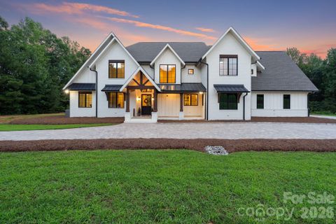 Homes in McNeely Farms, Waxhaw