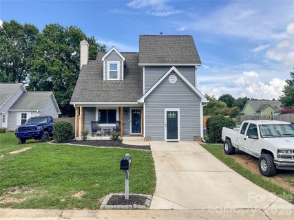 Homes in Meadow Glen, Monroe