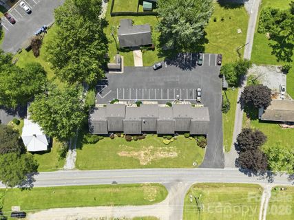 Homes in Country Gardens, Fletcher