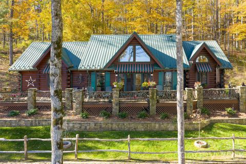 580 Flying Hawk Trail active home in Villages Of Plott Creek, Waynesville, NC
