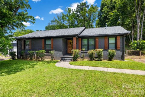 Homes in Westchester, Charlotte