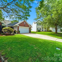 1347 Eisenhower Place