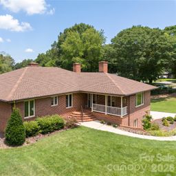1419 Stoneyridge Drive