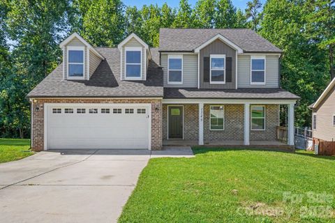 A home in Mayfair, Conover